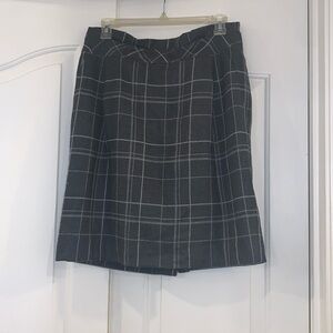 Antonio Melani size 10 business lined skirt